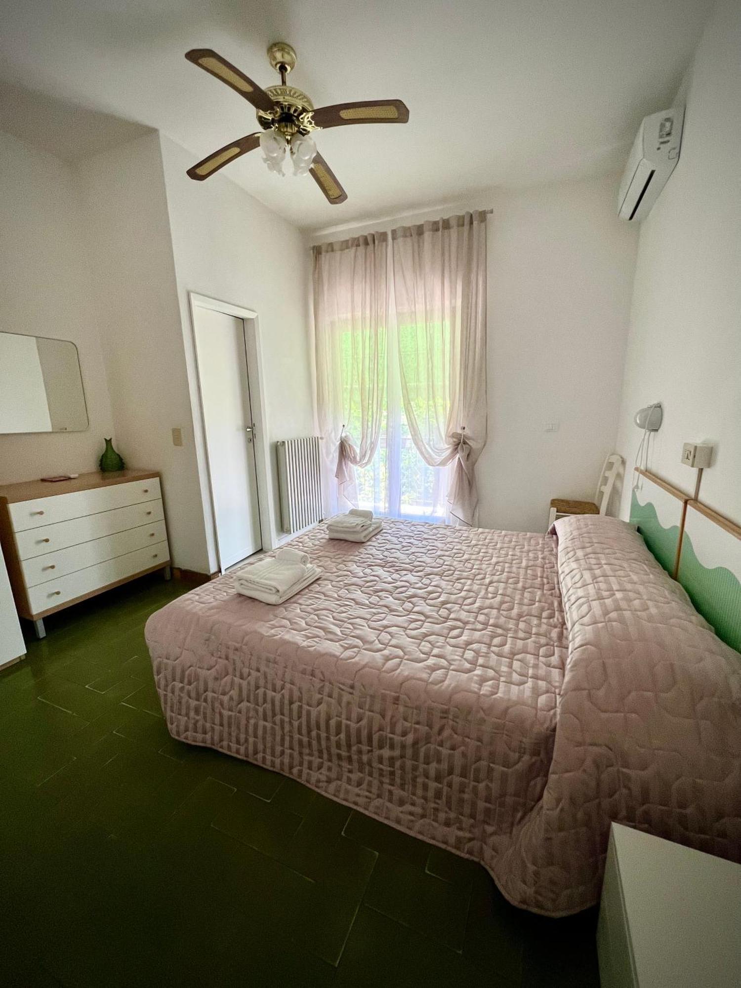 Bed&Breakfast Villa Lorena Forte dei Marmi Dış mekan fotoğraf